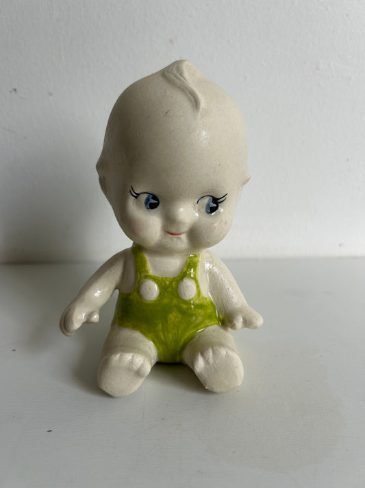 Kewpie estilo Vintage, SENTADO VERDE.