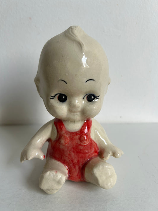 Kewpie estilo Vintage, SENTADO ROJO.